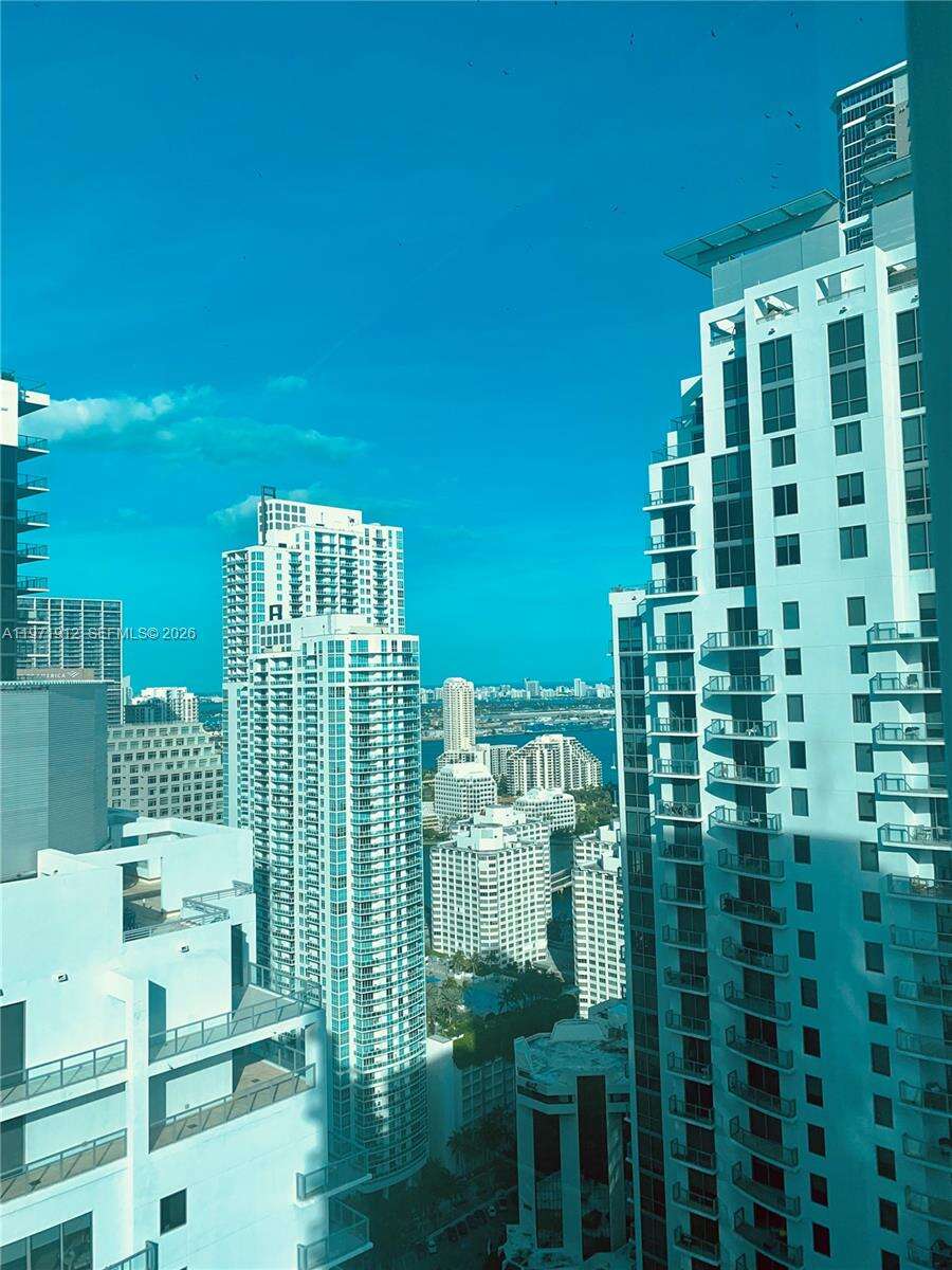 The Bond On Brickell at 1080 Brickell Ave, Miami, FL 33131 - For Rent photo 19