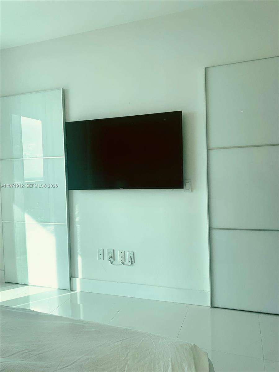 The Bond On Brickell at 1080 Brickell Ave, Miami, FL 33131 - For Rent photo 21