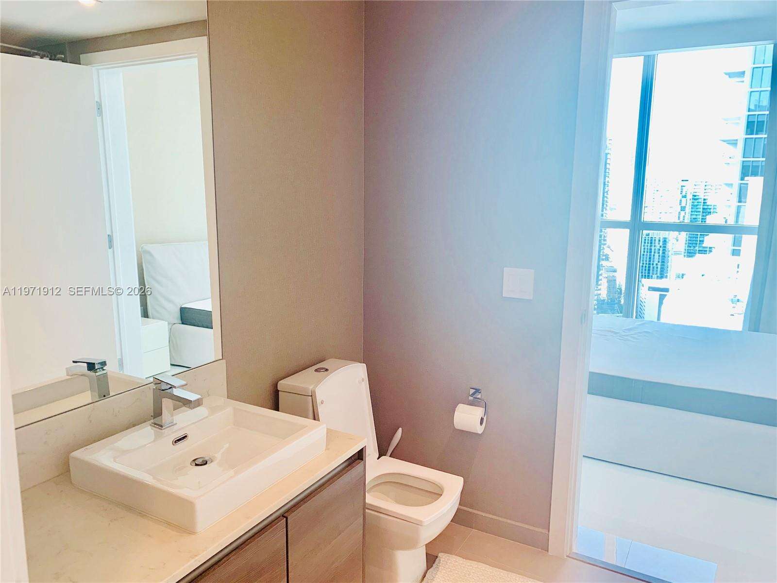 The Bond On Brickell at 1080 Brickell Ave, Miami, FL 33131 - For Rent photo 25