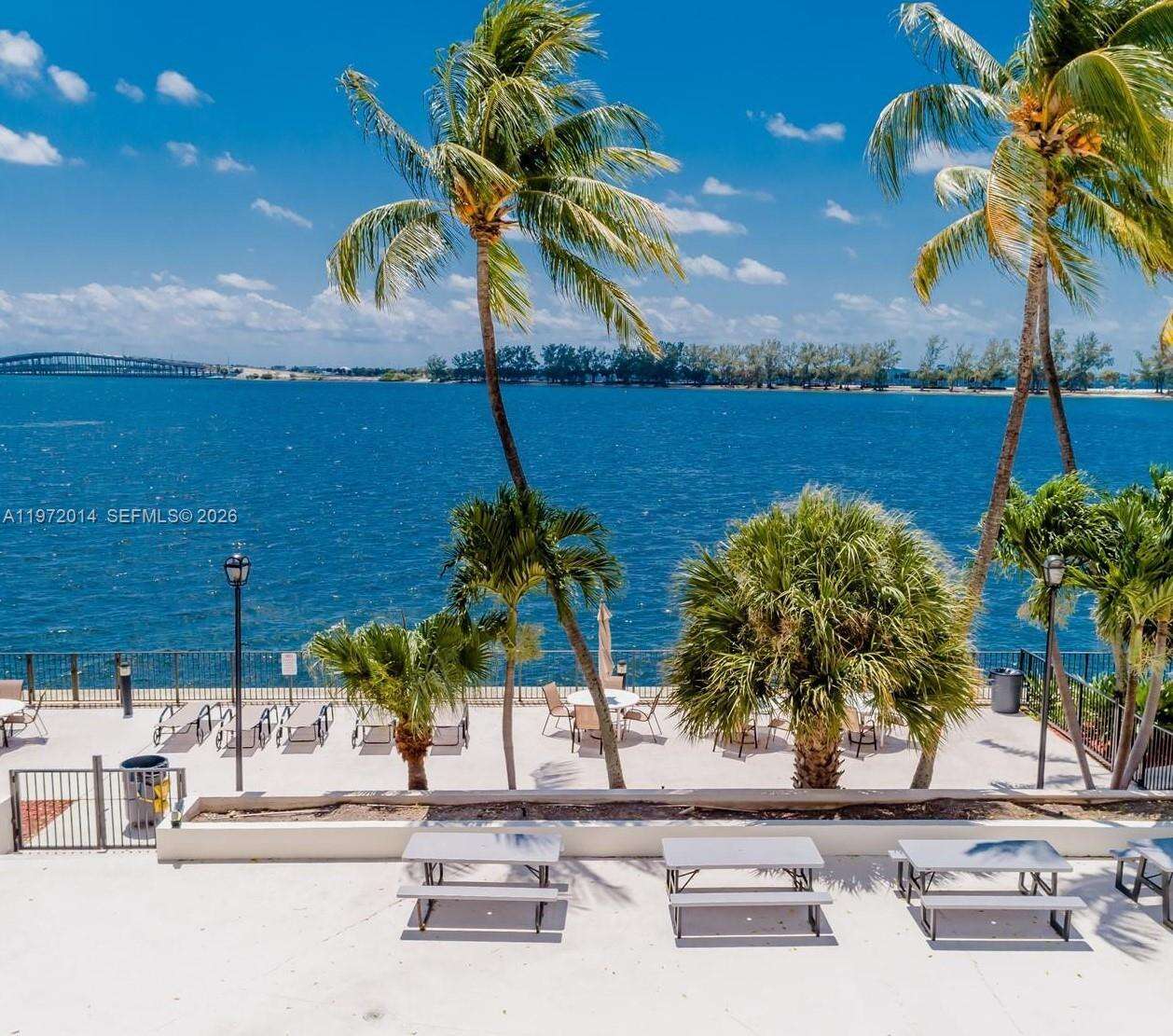 Brickell Bay Club at 2333 Brickell Ave, Miami, FL 33129 - For Rent photo 8