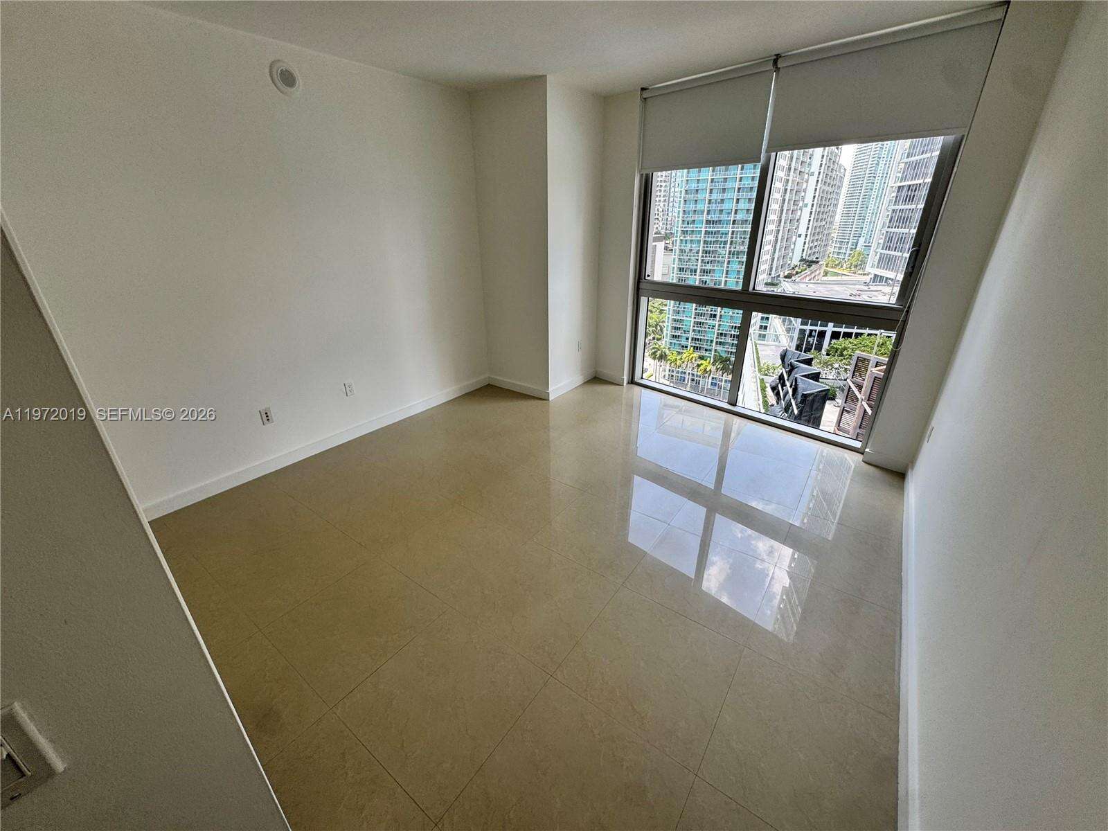Icon Brickell 2 at 495 Brickell Ave, Miami, FL 33131 - For Rent photo 14