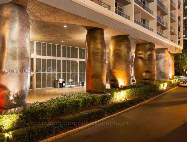 Icon Brickell 2 at 495 Brickell Ave, Miami, FL 33131 - For Rent photo 3
