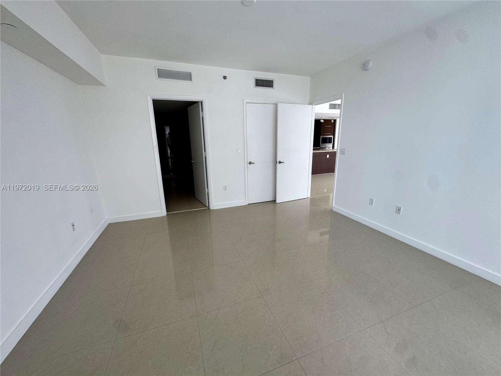 Icon Brickell 2 at 495 Brickell Ave, Miami, FL 33131 - For Rent photo 28