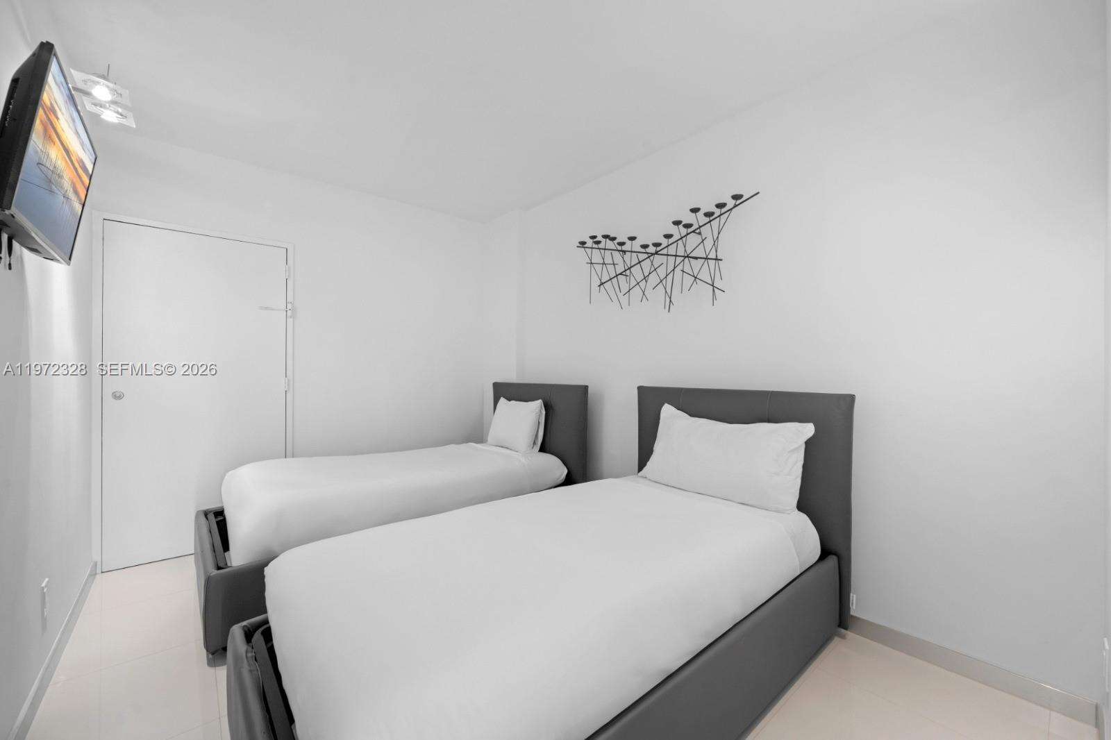 Ocean Reserve at 19370 Collins Ave, Sunny Isles Beach, FL 33160 - For Rent photo 13