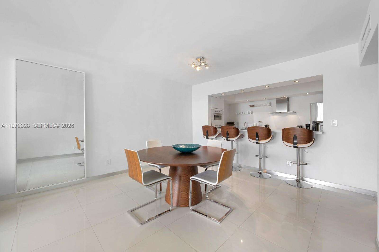Ocean Reserve at 19370 Collins Ave, Sunny Isles Beach, FL 33160 - For Rent photo 5