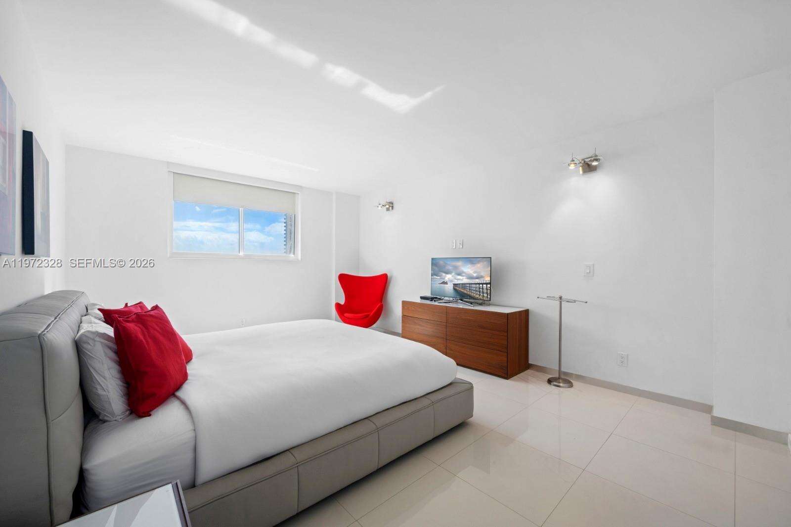 Ocean Reserve at 19370 Collins Ave, Sunny Isles Beach, FL 33160 - For Rent photo 9
