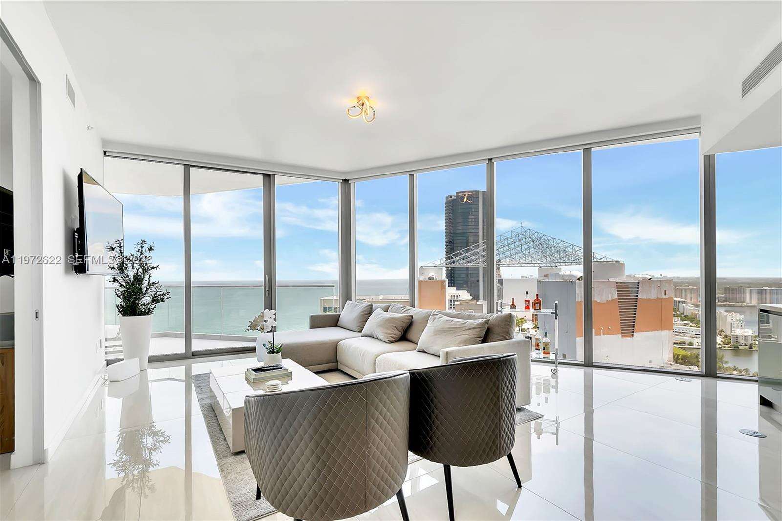 Armani Casa at 18975 Collins Ave, Sunny Isles Beach, FL 33160 - For Rent photo 2