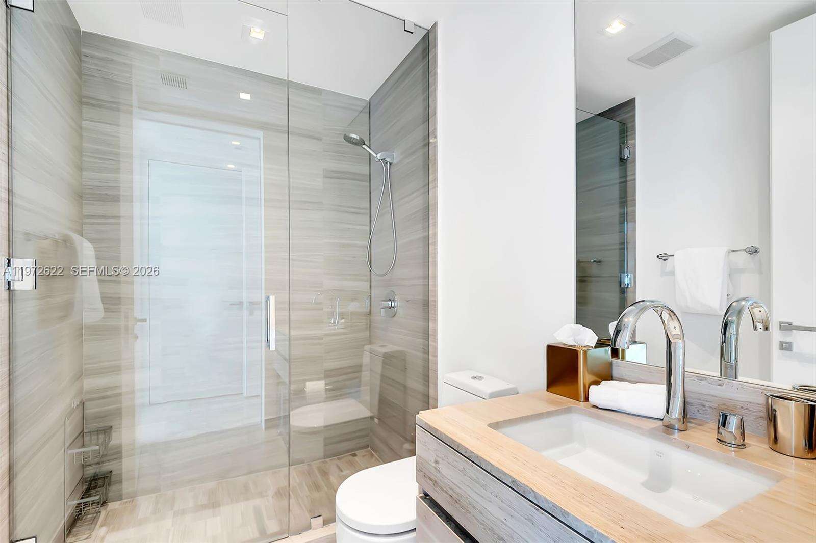 Armani Casa at 18975 Collins Ave, Sunny Isles Beach, FL 33160 - For Rent photo 15