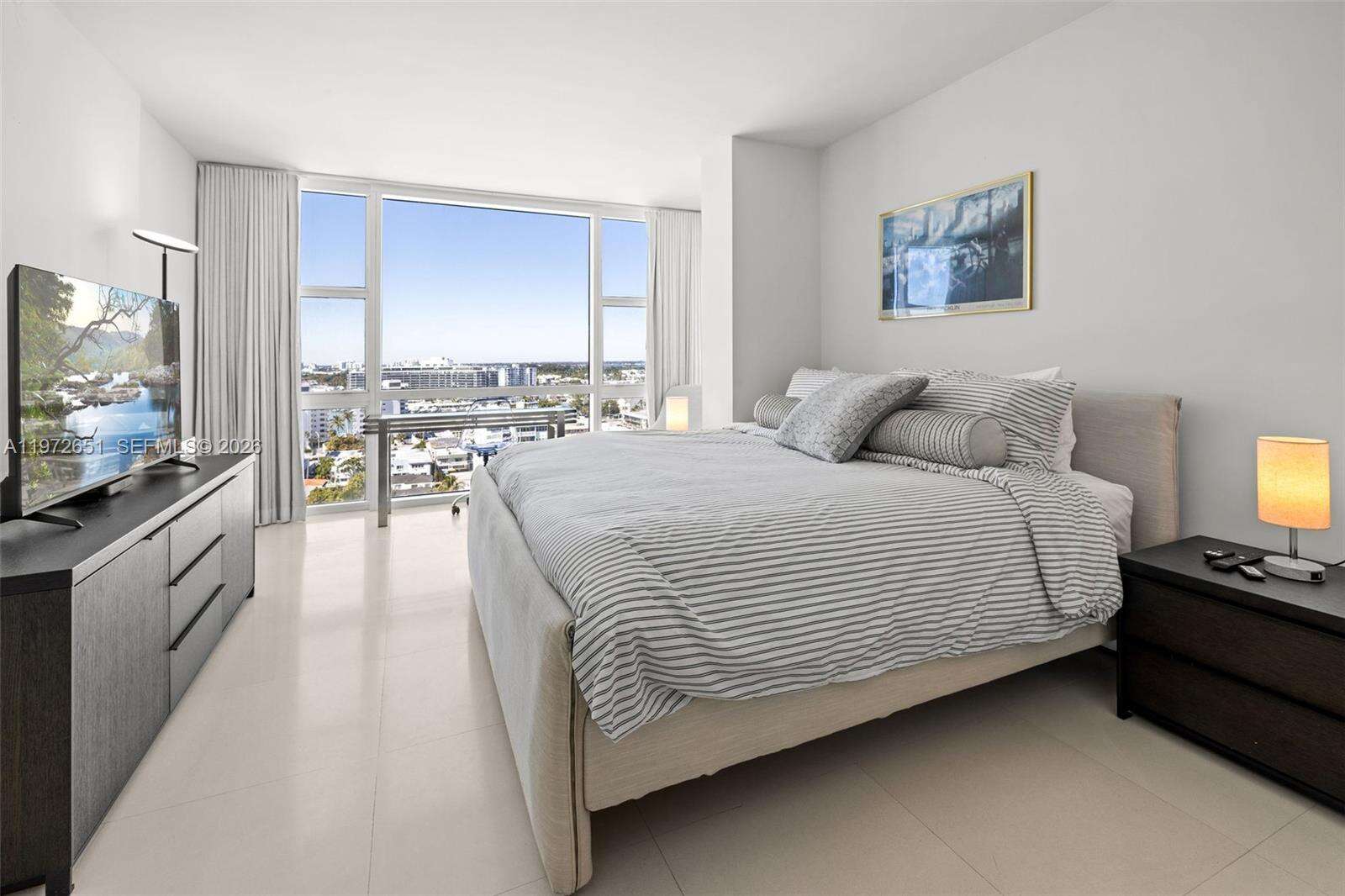 Central Carillon at 6801 Collins Ave, Miami Beach, FL 33141 - For Rent photo 16