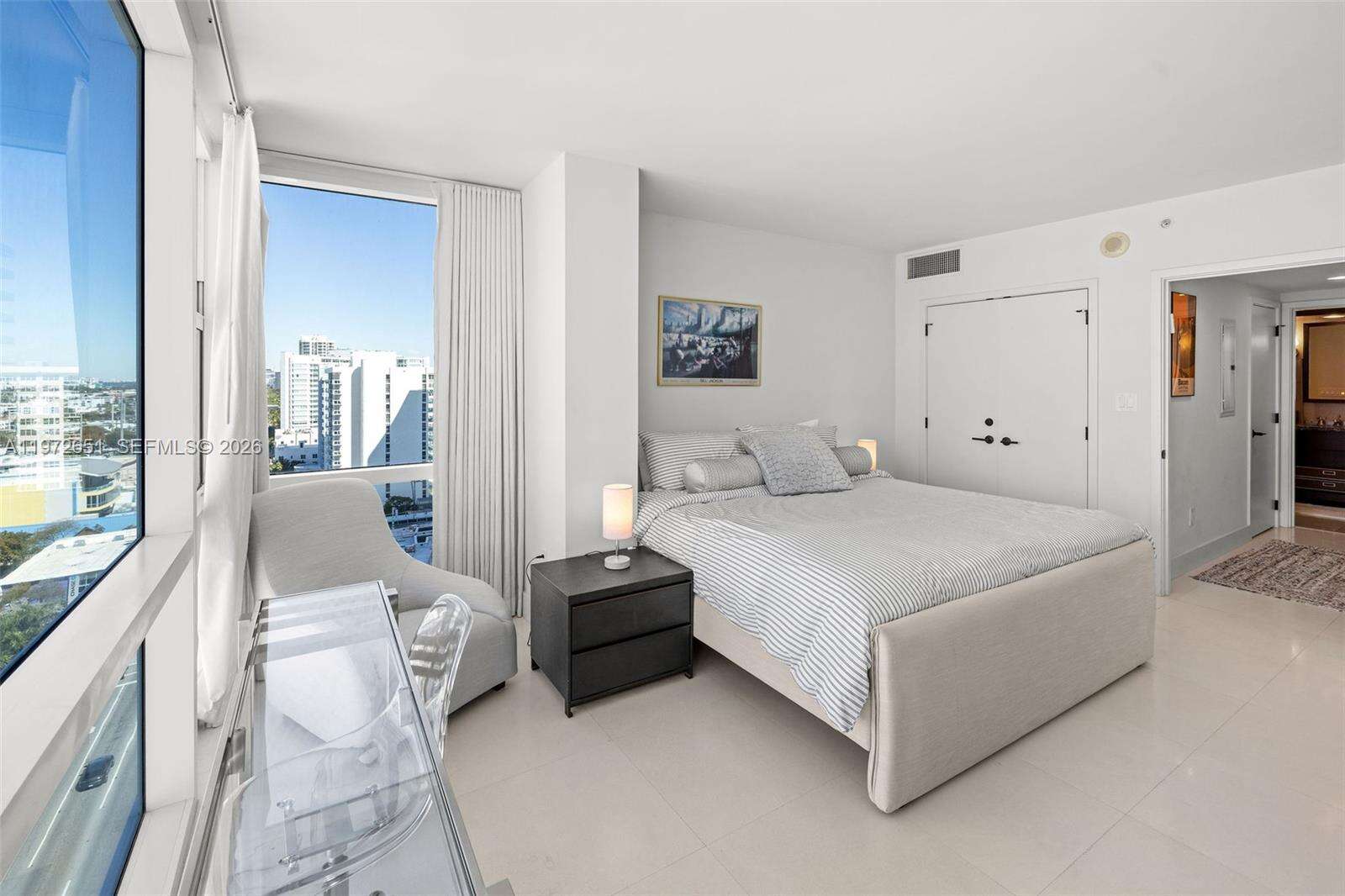 Central Carillon at 6801 Collins Ave, Miami Beach, FL 33141 - For Rent photo 19