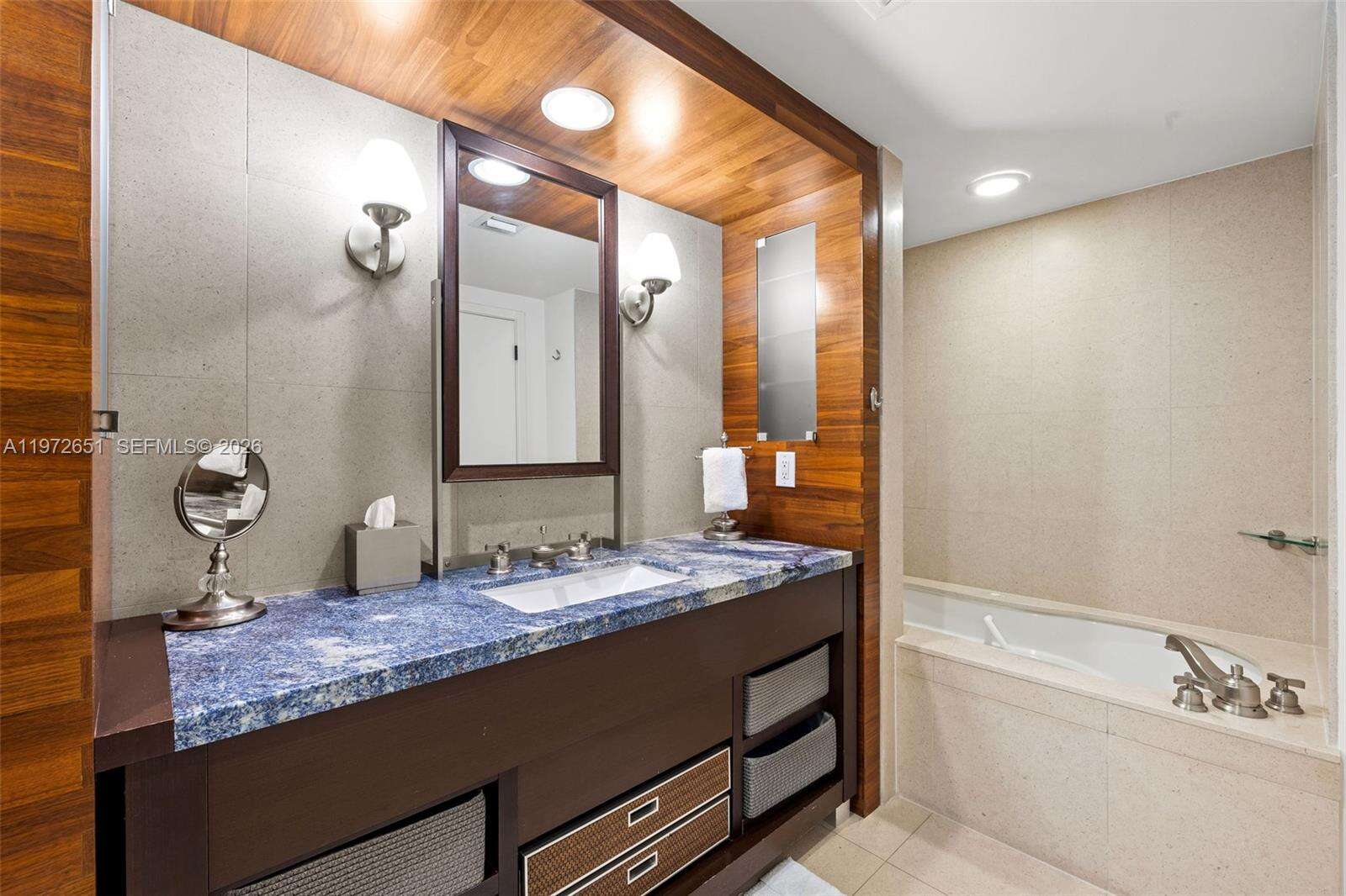 Central Carillon at 6801 Collins Ave, Miami Beach, FL 33141 - For Rent photo 22