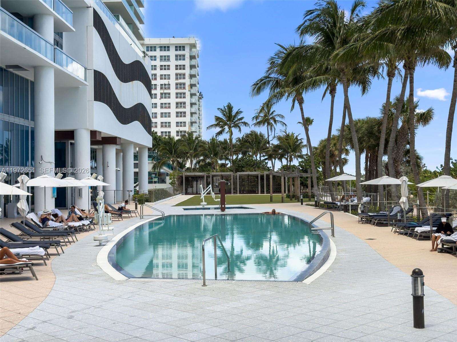 Central Carillon at 6801 Collins Ave, Miami Beach, FL 33141 - For Rent photo 45