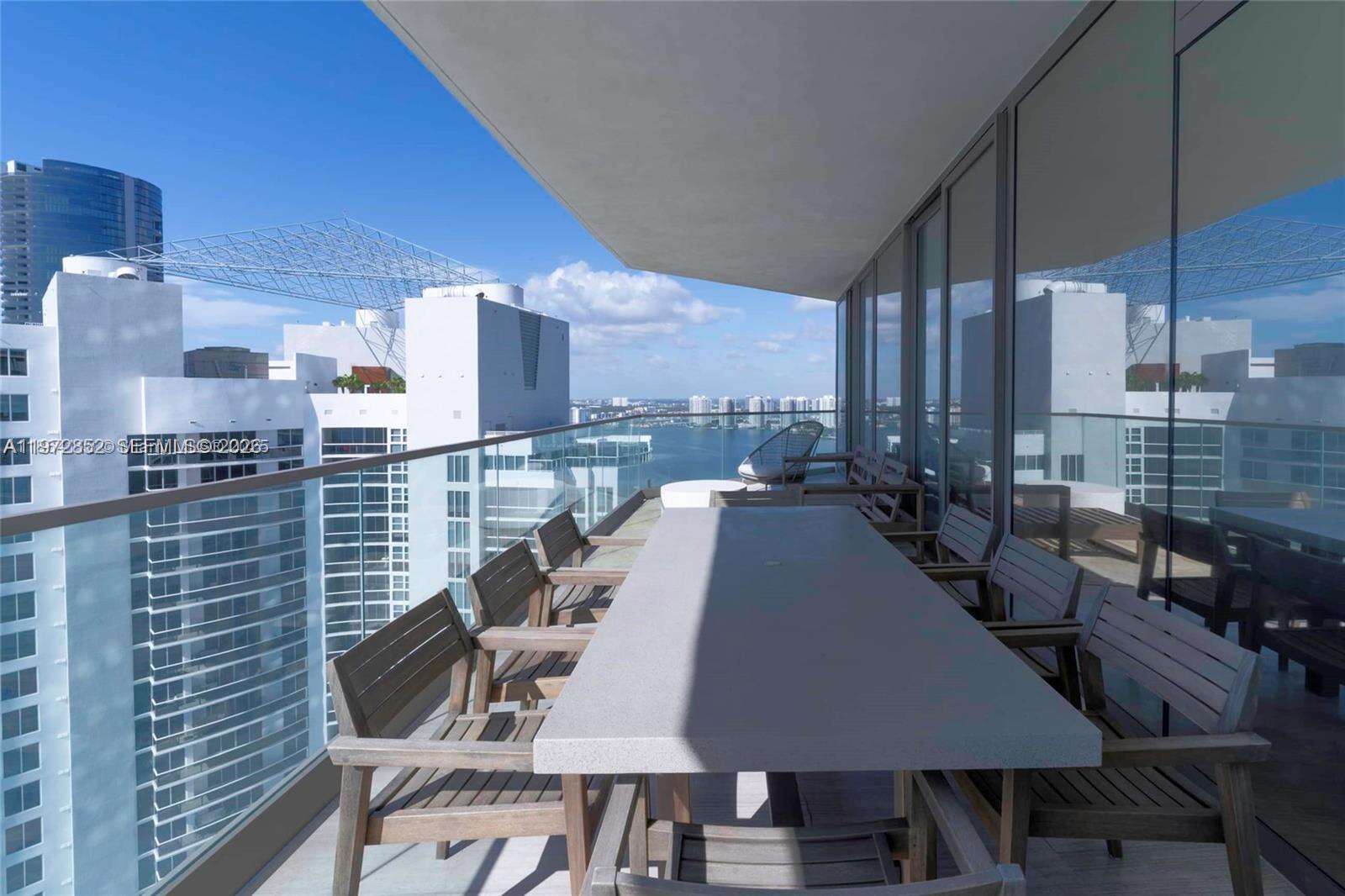 Armani Casa at 18975 Collins Ave, Sunny Isles Beach, FL 33160 - For Rent photo 16