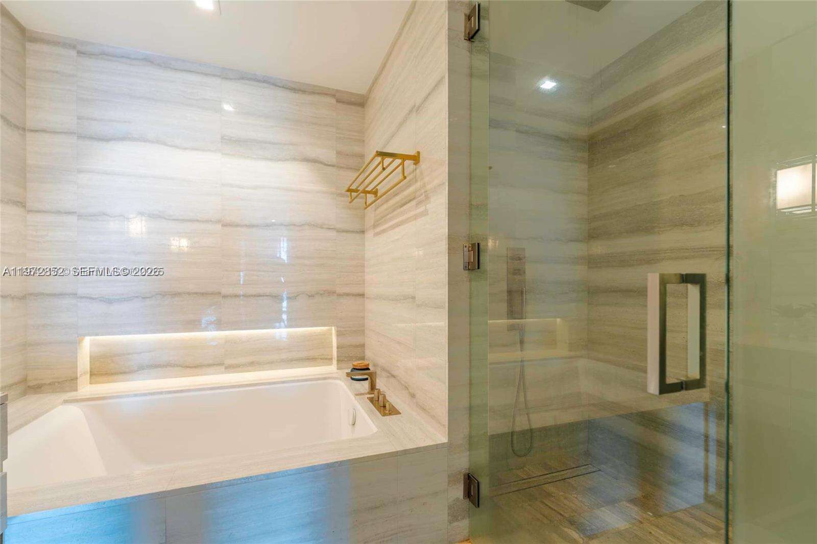 Armani Casa at 18975 Collins Ave, Sunny Isles Beach, FL 33160 - For Rent photo 33