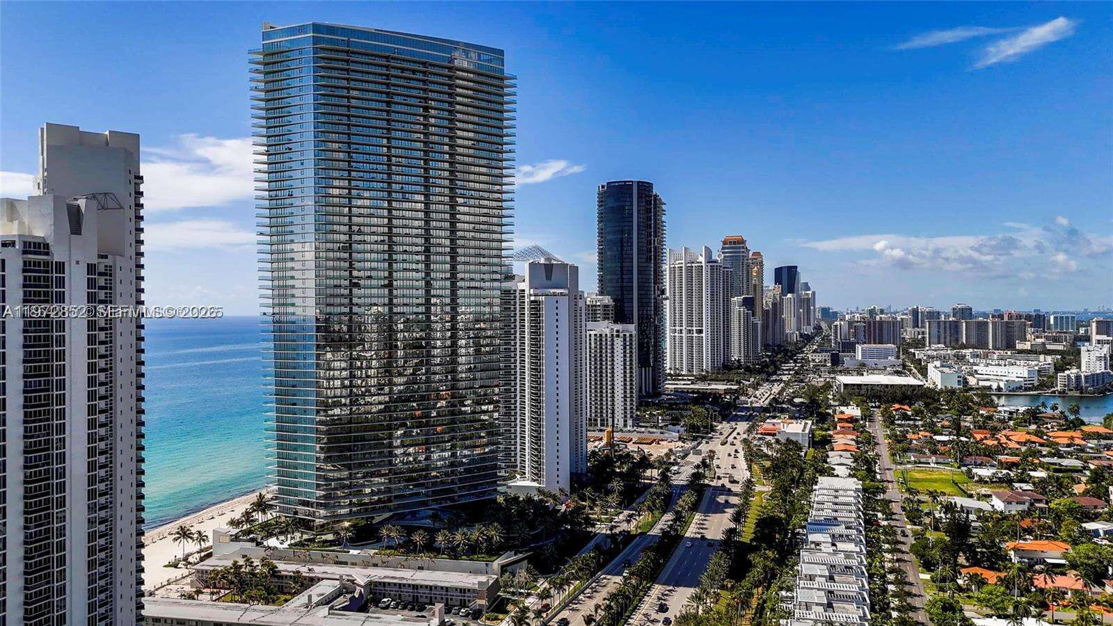 Armani Casa at 18975 Collins Ave, Sunny Isles Beach, FL 33160 - For Rent photo 45