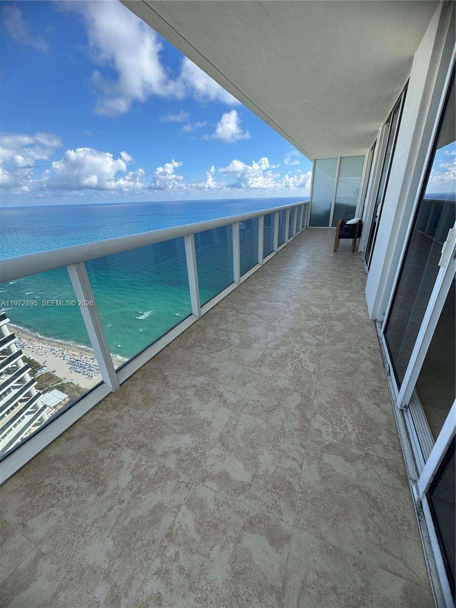 The Beach Club Two at 1830 Ocean Dr, Hallandale Beach, FL 33009 - For Rent photo 23