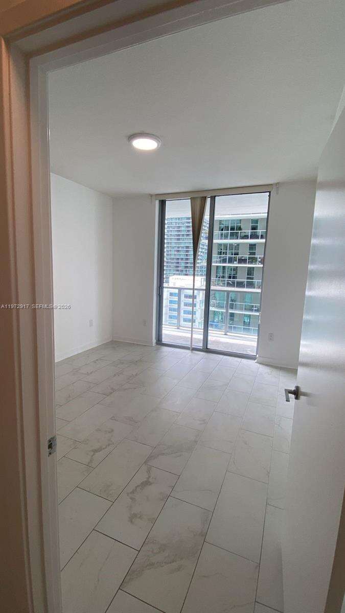 Axis On Brickell at 1111 1 Ave, Miami, FL 33130 - For Rent photo 11