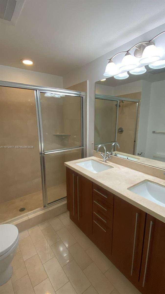 Axis On Brickell at 1111 1 Ave, Miami, FL 33130 - For Rent photo 14