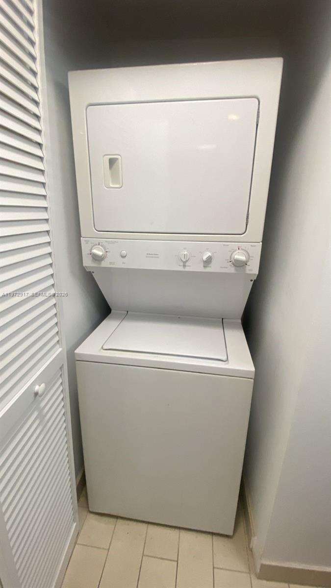 Axis On Brickell at 1111 1 Ave, Miami, FL 33130 - For Rent photo 17
