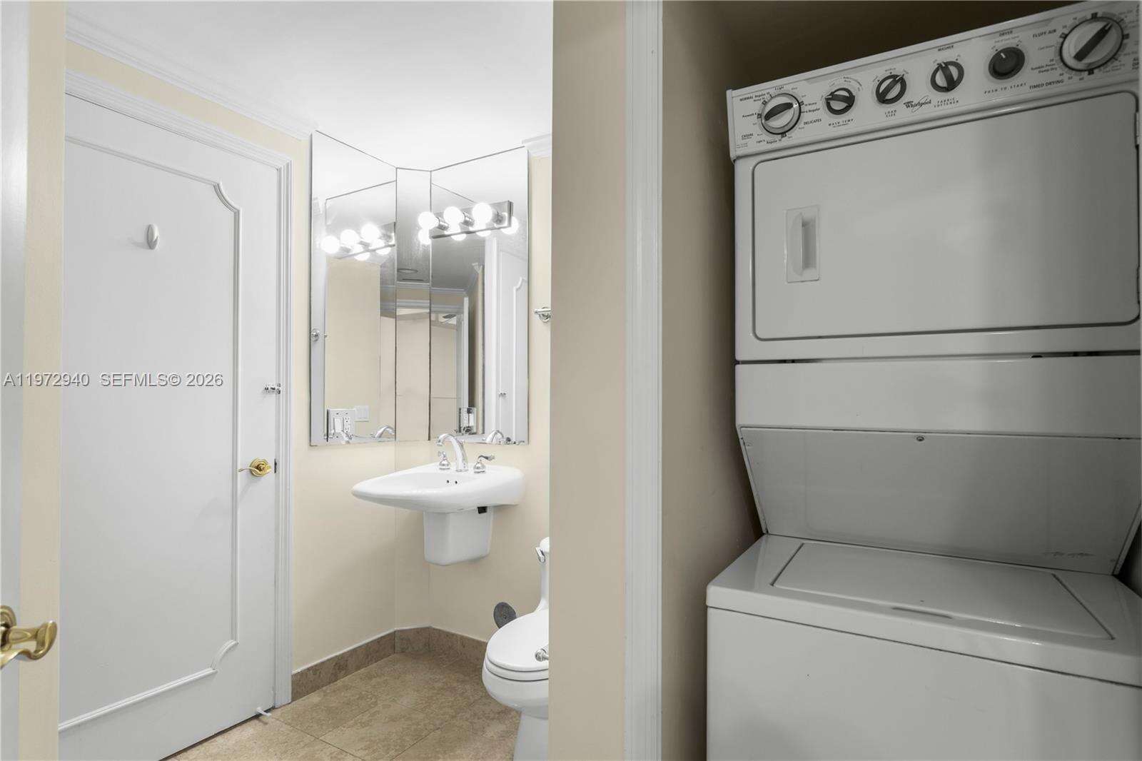 Green Diamond at 4775 Collins Ave, Miami Beach, FL 33140 - For Rent photo 13