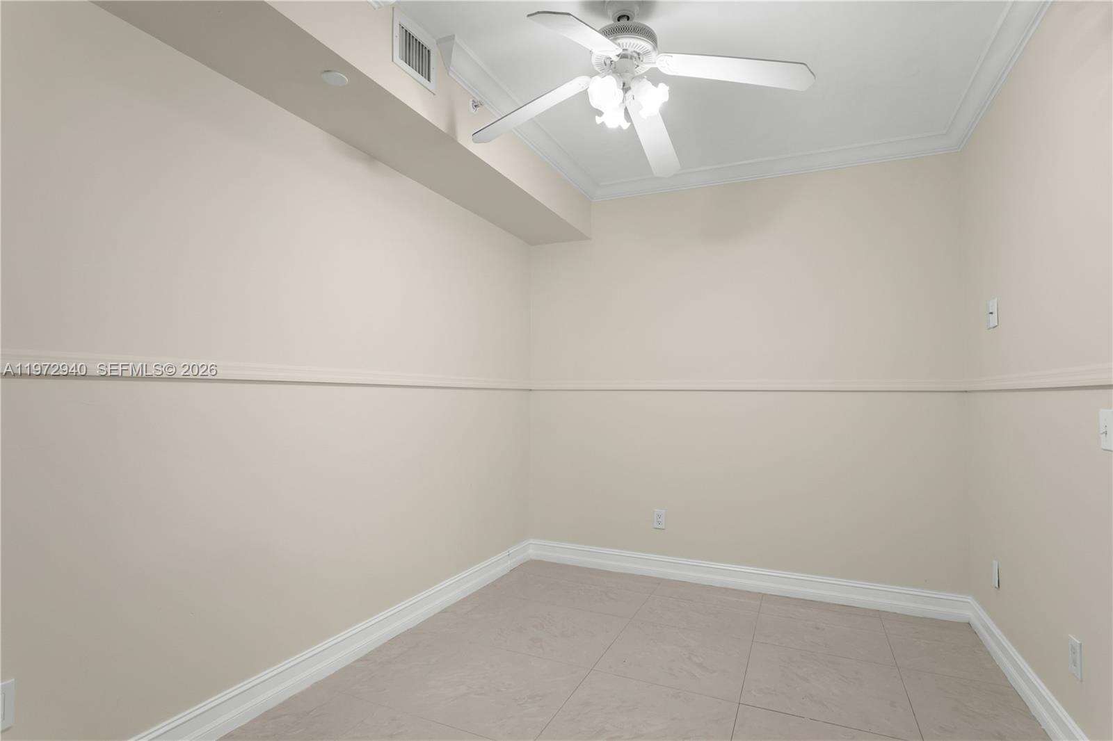 Green Diamond at 4775 Collins Ave, Miami Beach, FL 33140 - For Rent photo 9