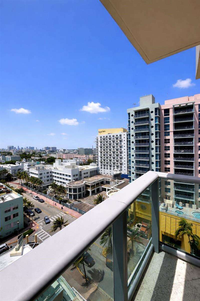 Il Villaggio at 1455 Ocean Dr, Miami Beach, FL 33139 - For Rent photo 14