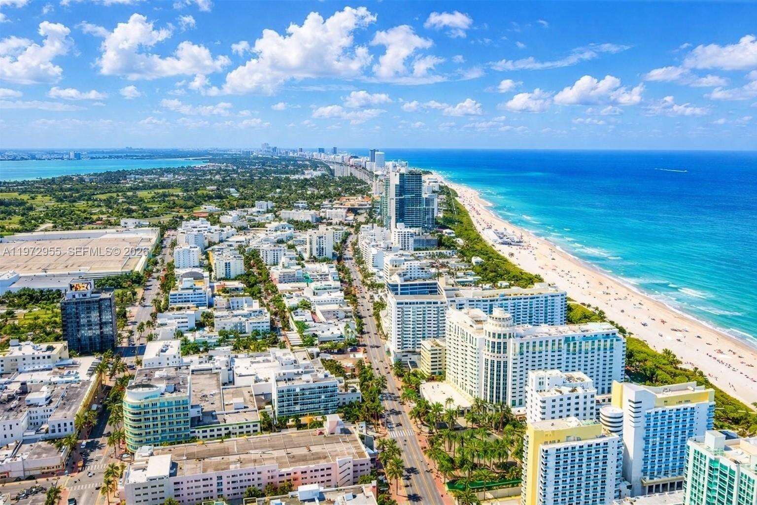 Il Villaggio at 1455 Ocean Dr, Miami Beach, FL 33139 - For Rent photo 15