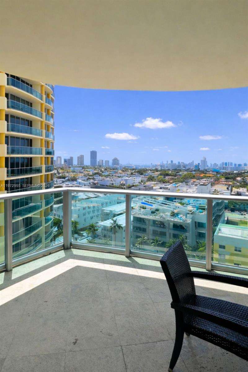 Il Villaggio at 1455 Ocean Dr, Miami Beach, FL 33139 - For Rent photo 4
