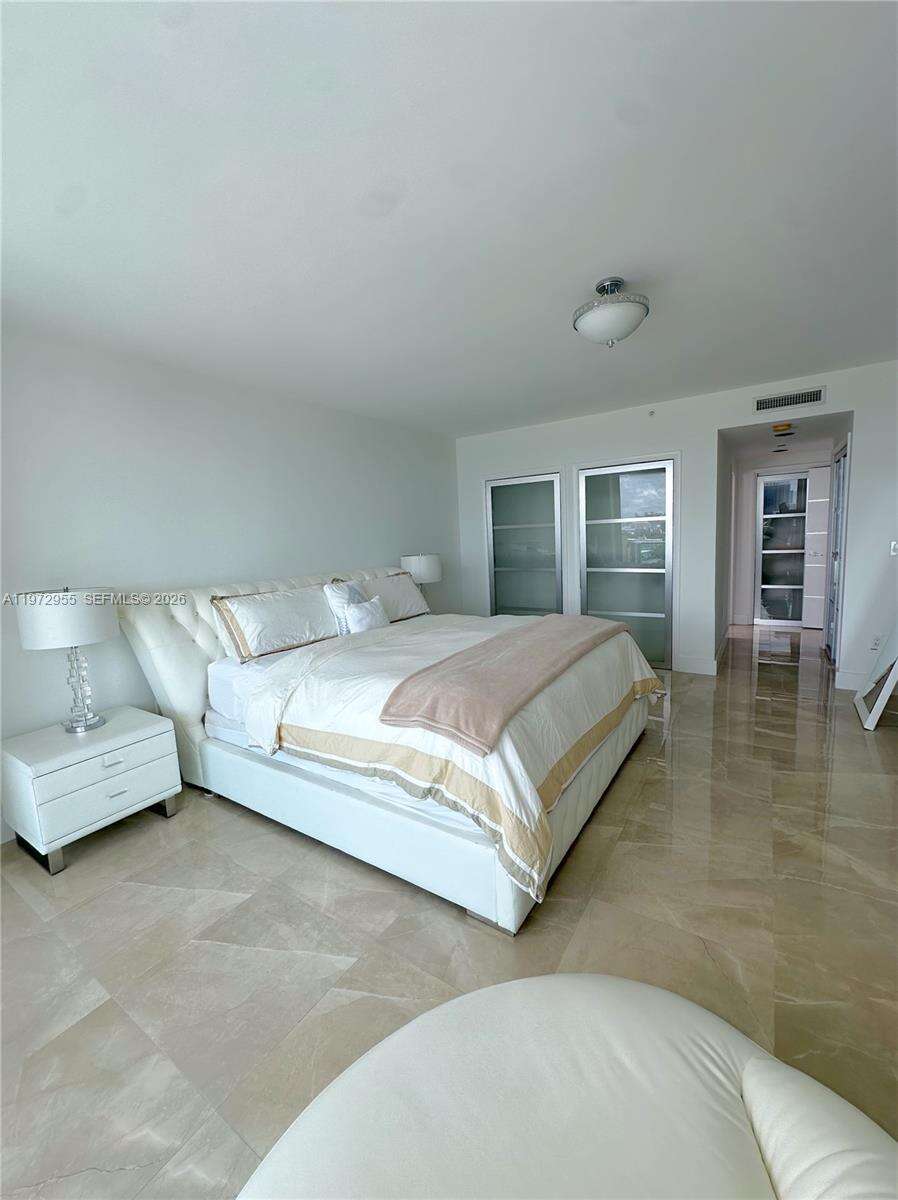 Il Villaggio at 1455 Ocean Dr, Miami Beach, FL 33139 - For Rent photo 6