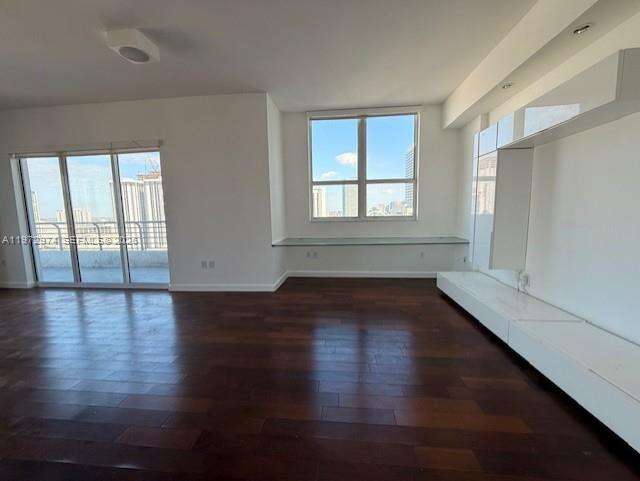 The Loft 2 at 133 2 Ave, Miami, FL 33132 - For Rent photo 8