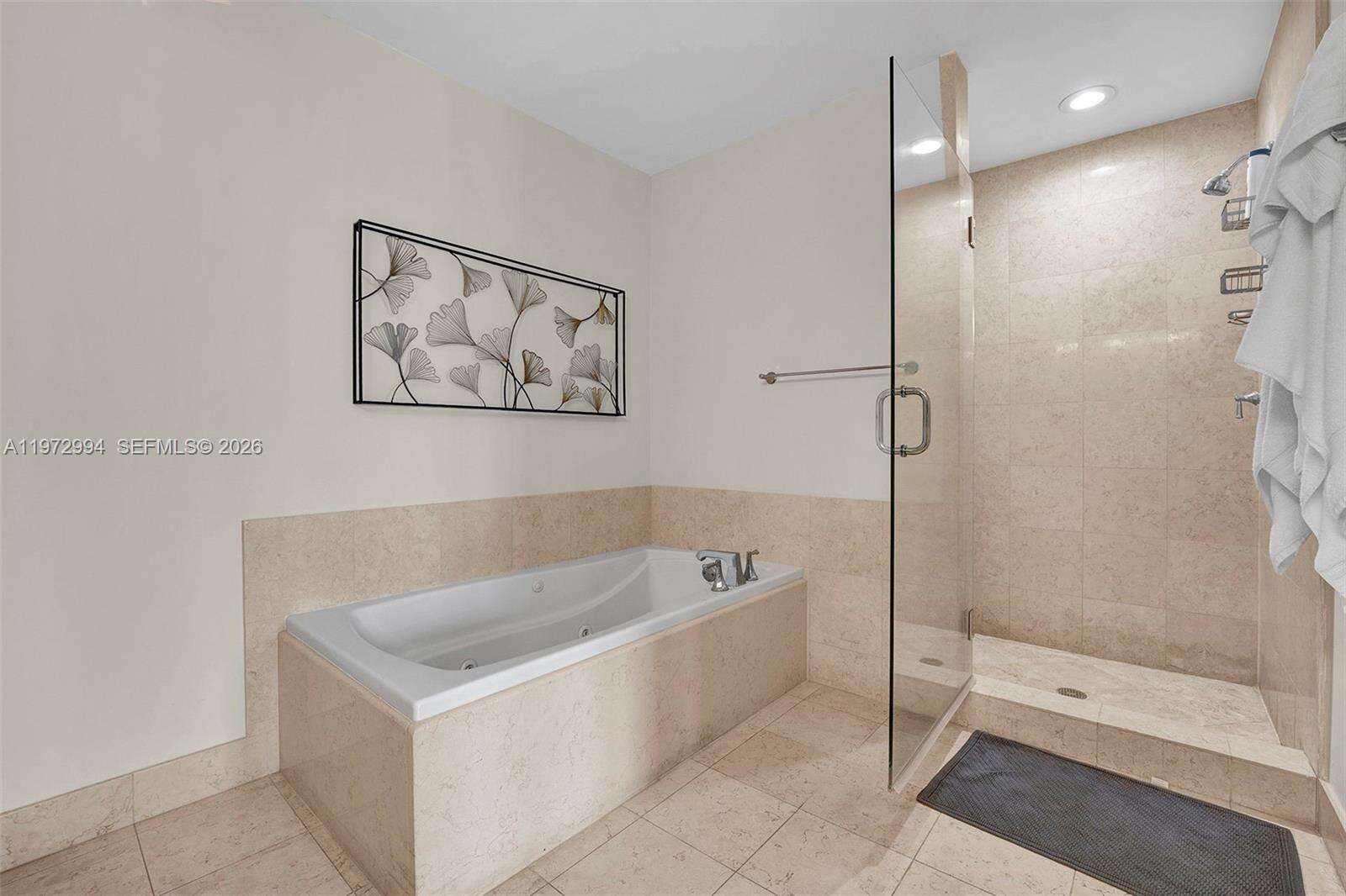 Turnberry Village North at 20000 Country Club Dr, Aventura, FL 33180 - For Rent photo 39