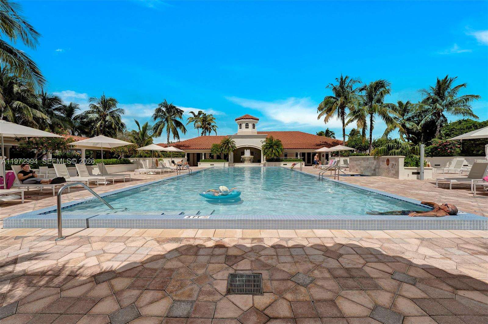 Turnberry Village North at 20000 Country Club Dr, Aventura, FL 33180 - For Rent photo 8