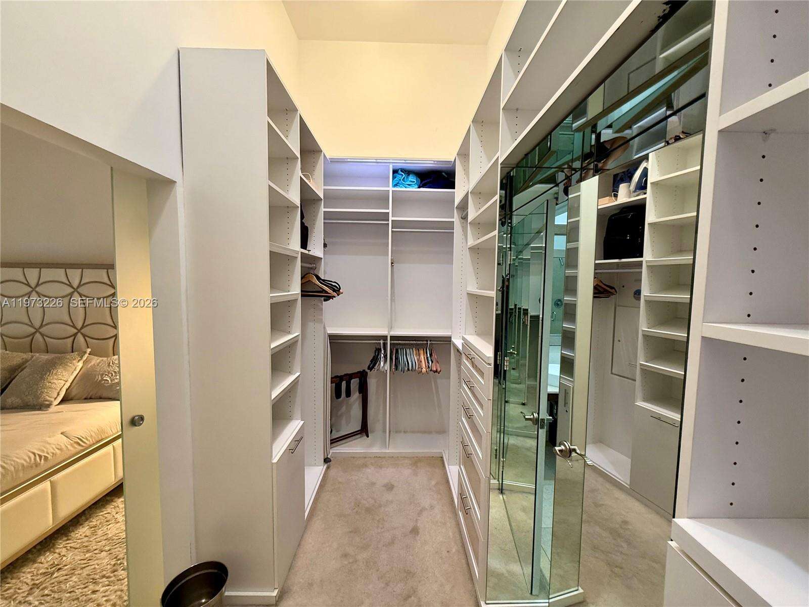 Icon Brickell 2 at 495 Brickell Ave, Miami, FL 33131 - For Rent photo 12