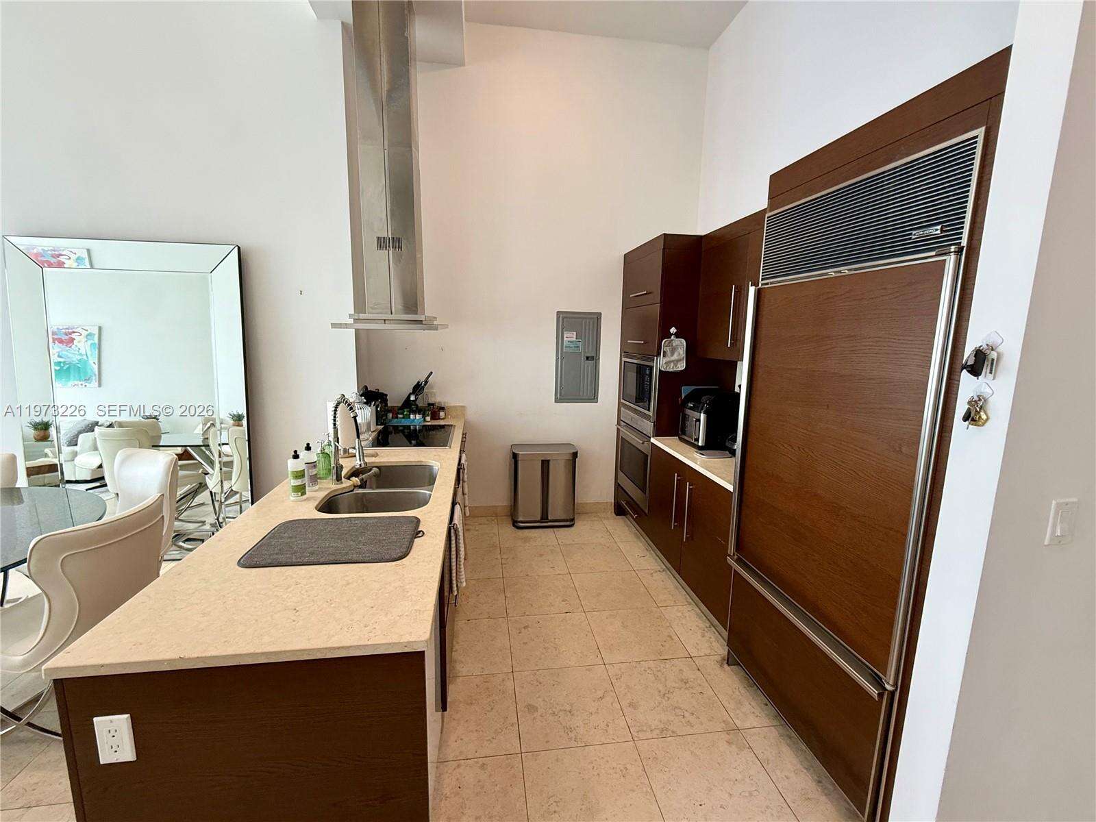 Icon Brickell 2 at 495 Brickell Ave, Miami, FL 33131 - For Rent photo 20