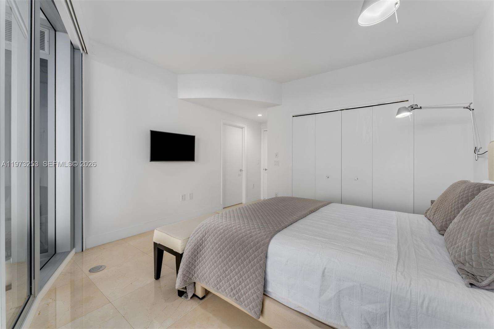 Jade Ocean at 17121 Collins Ave, Sunny Isles Beach, FL 33160 - For Rent photo 24
