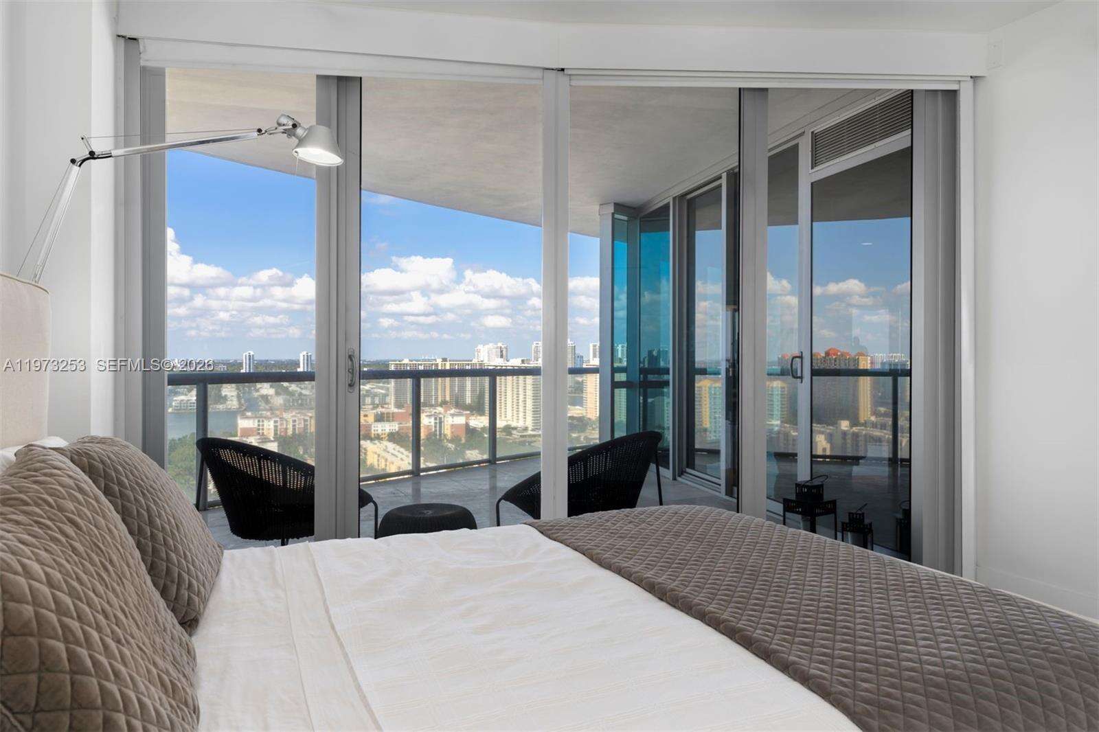 Jade Ocean at 17121 Collins Ave, Sunny Isles Beach, FL 33160 - For Rent photo 25