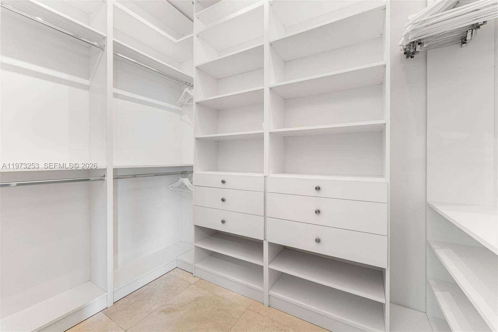 Jade Ocean at 17121 Collins Ave, Sunny Isles Beach, FL 33160 - For Rent photo 10