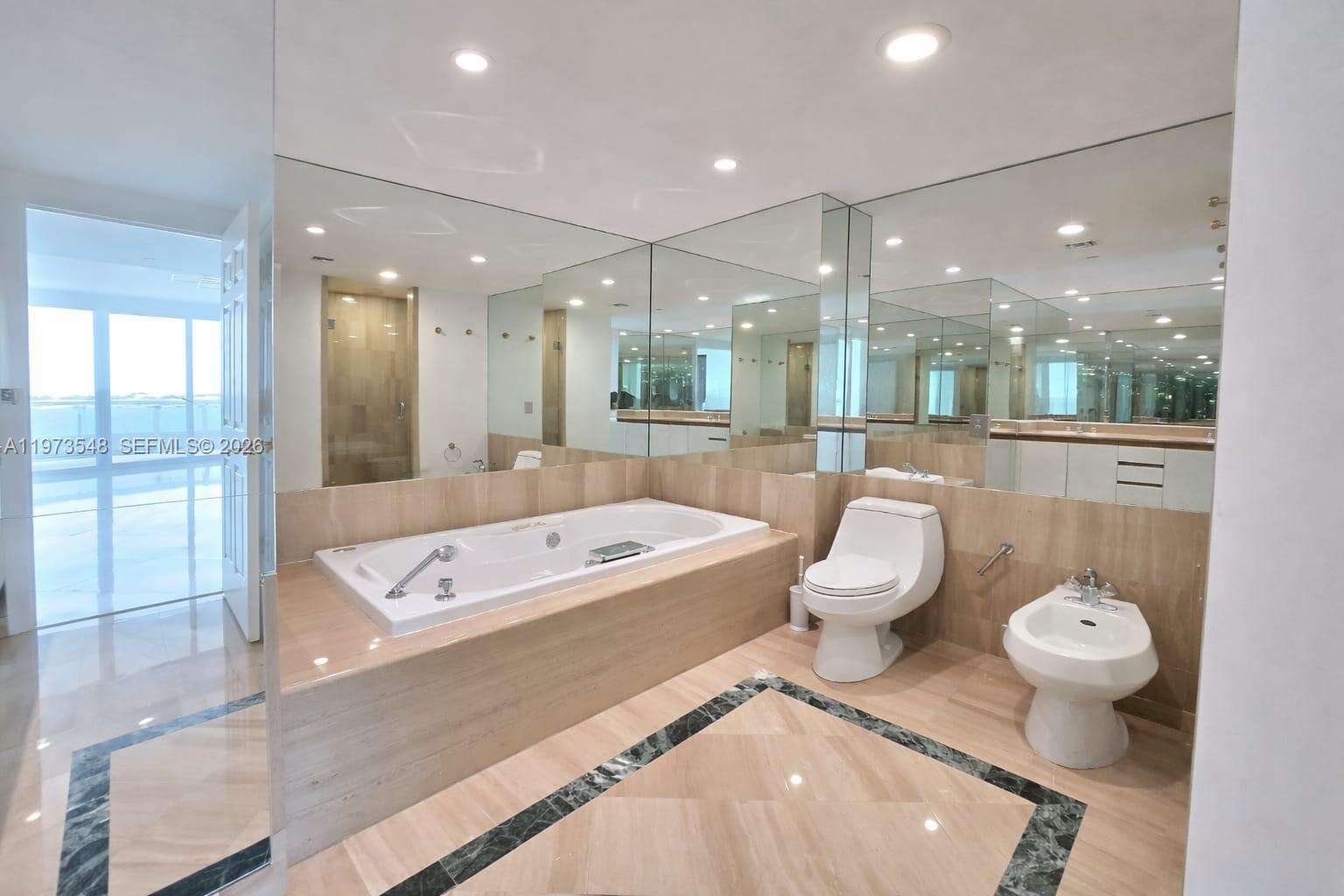 Santa Maria at 1643 Brickell Ave, Miami, FL 33129 - For Rent photo 16