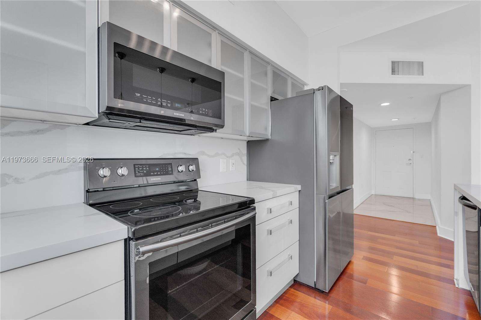 The Mark On Brickell at 1155 Brickell Bay Dr, Miami, FL 33131 - For Rent photo 20