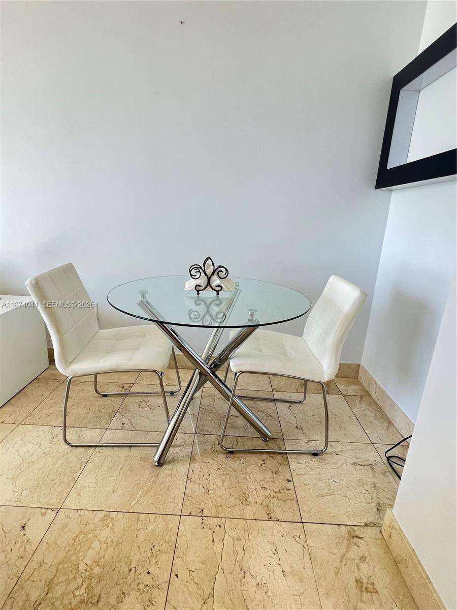 1060 Brickell at 1050 Brickell Ave, Miami, FL 33131 - For Rent photo 10