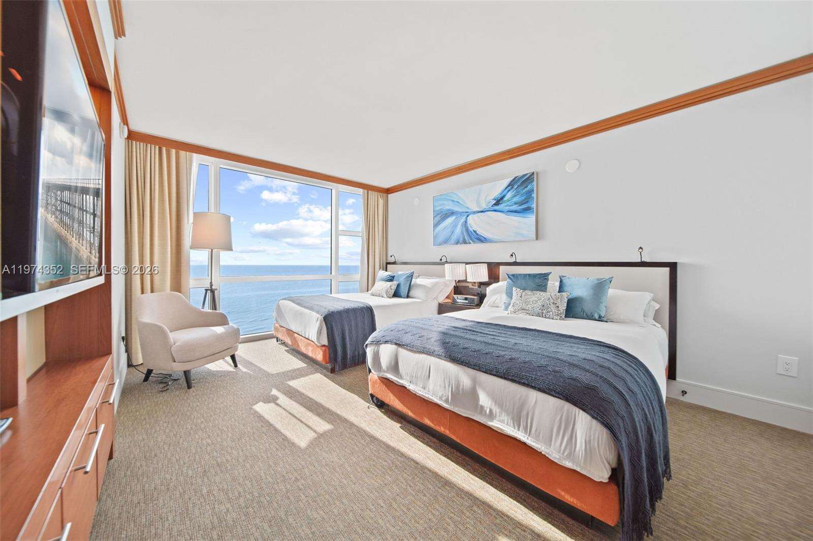 Central Carillon at 6801 Collins Ave, Miami Beach, FL 33141 - For Rent photo 4