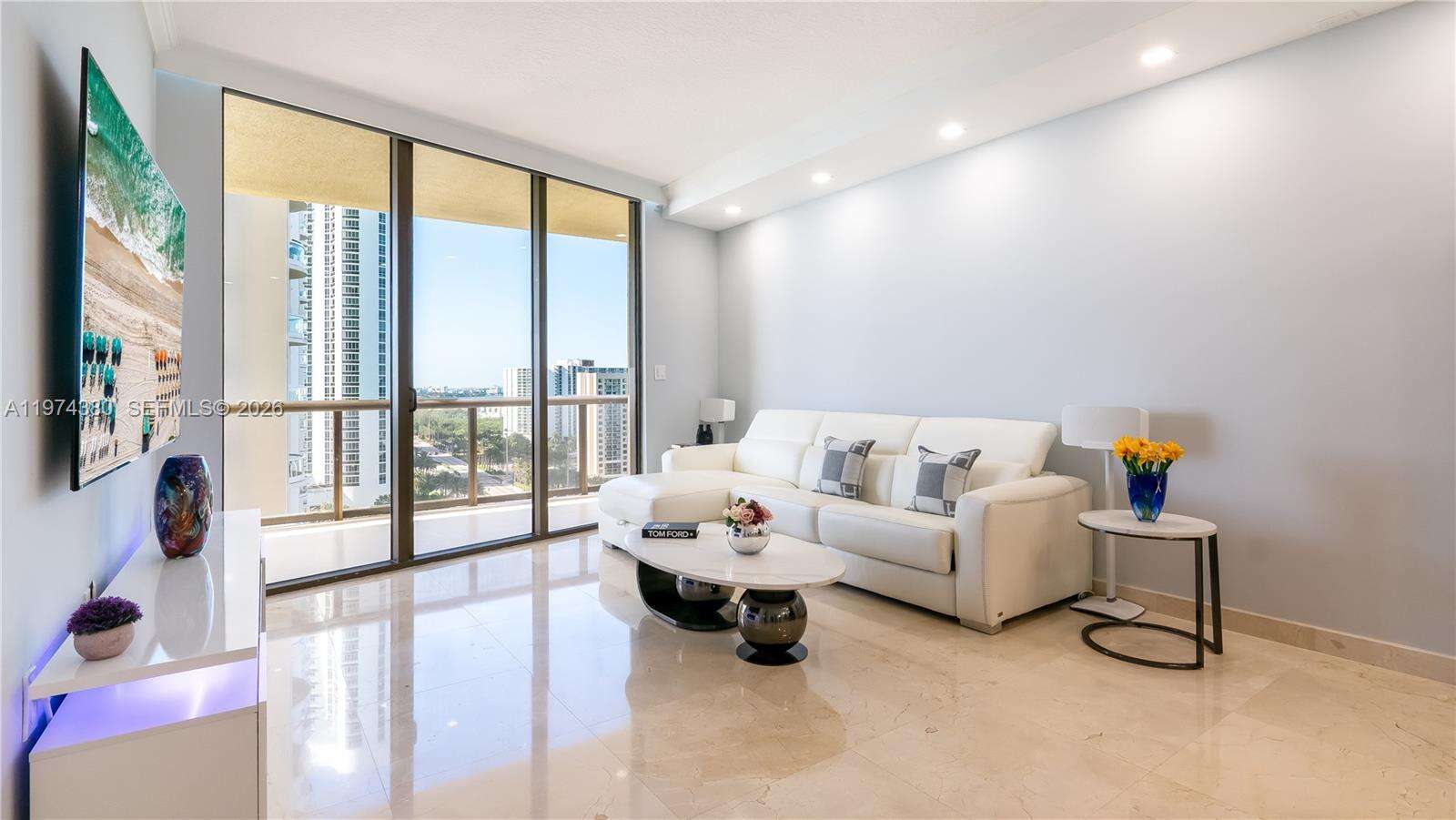 Sayan at 16275 Collins Ave, Sunny Isles Beach, FL 33160 - For Rent photo 3