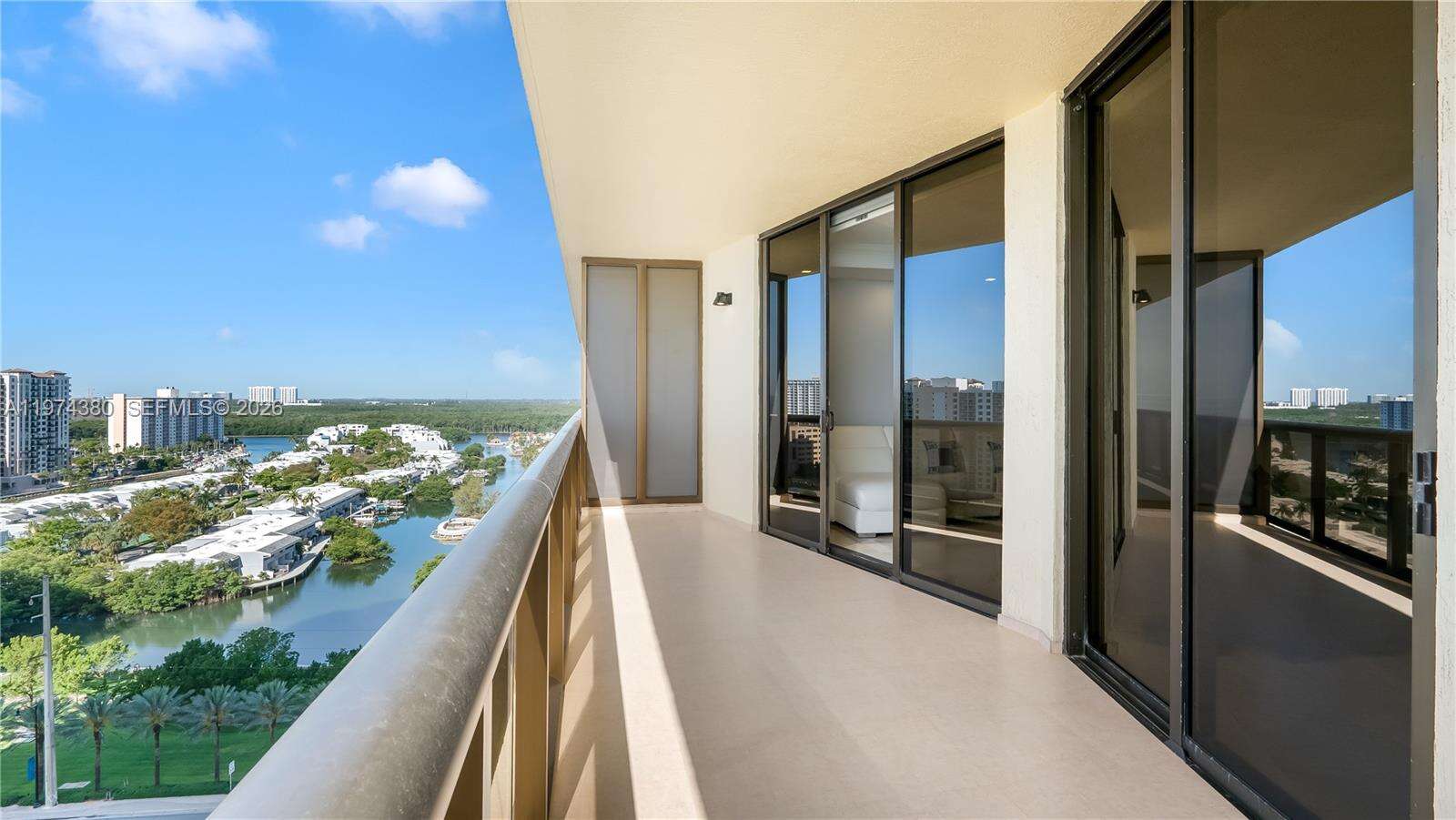Sayan at 16275 Collins Ave, Sunny Isles Beach, FL 33160 - For Rent photo 22