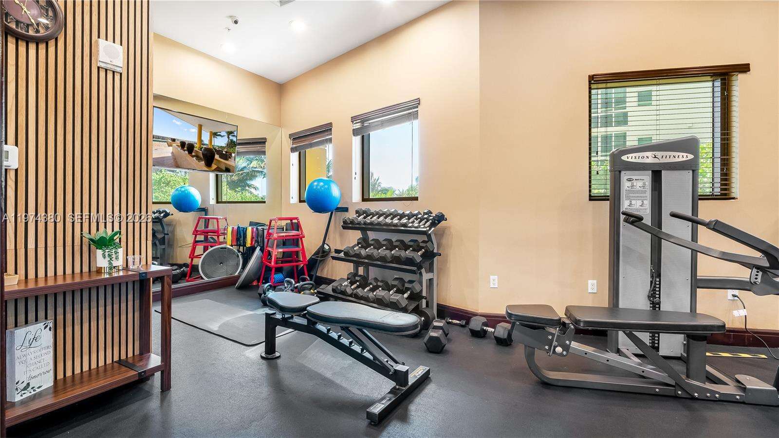 Sayan at 16275 Collins Ave, Sunny Isles Beach, FL 33160 - For Rent photo 25