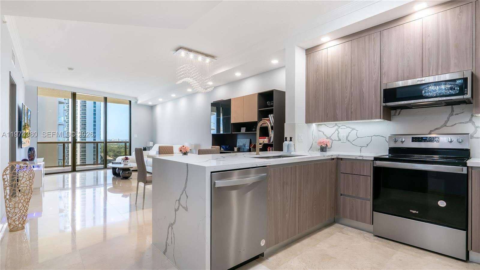 Sayan at 16275 Collins Ave, Sunny Isles Beach, FL 33160 - For Rent photo 10