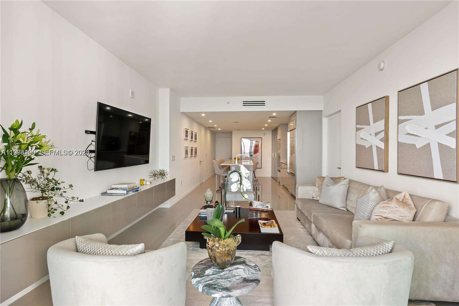 Icon Bay at 460 28 St, Miami, FL 33137 - For Rent photo 4