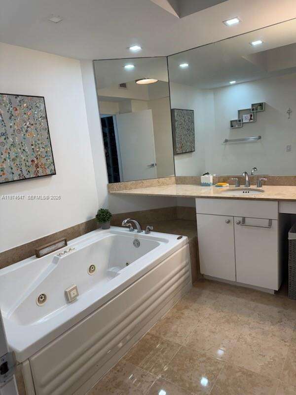 Blue Diamond at 4779 Collins Ave Avl06 1, Miami Beach, FL 33140 - For Rent photo 16