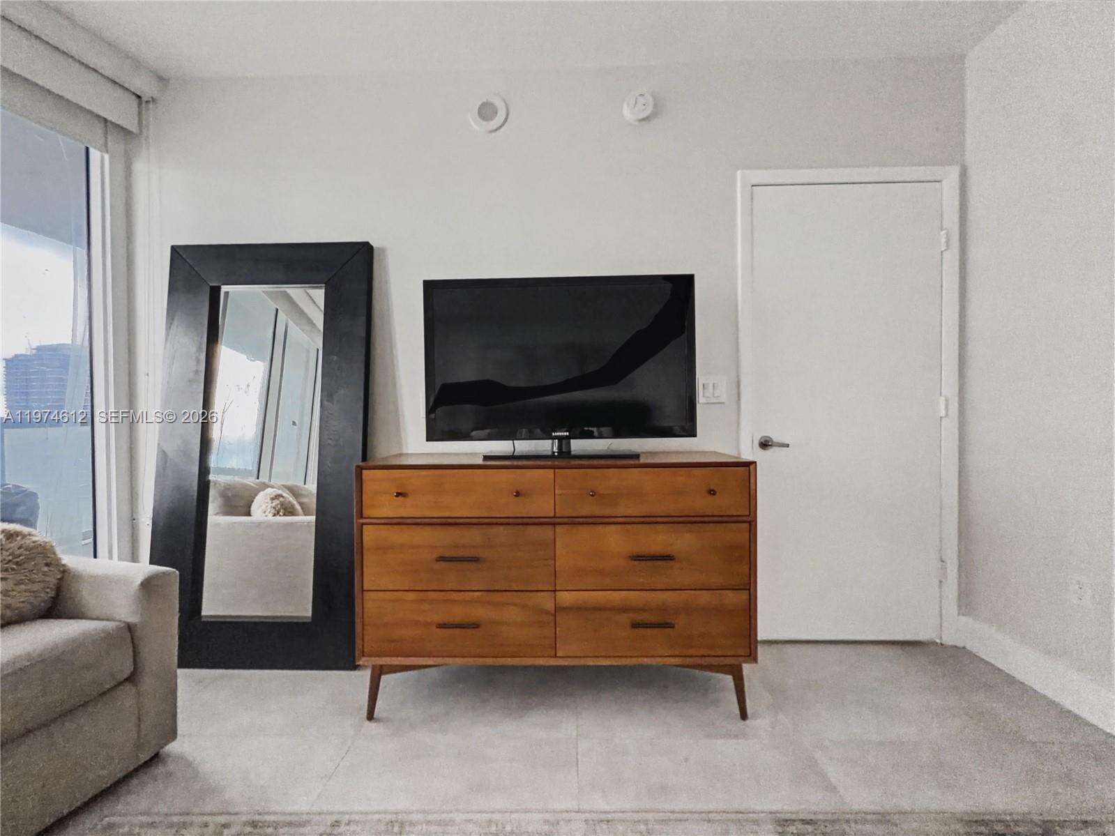 Icon Brickell 1 at 475 Brickell Ave, Miami, FL 33131 - For Rent photo 13