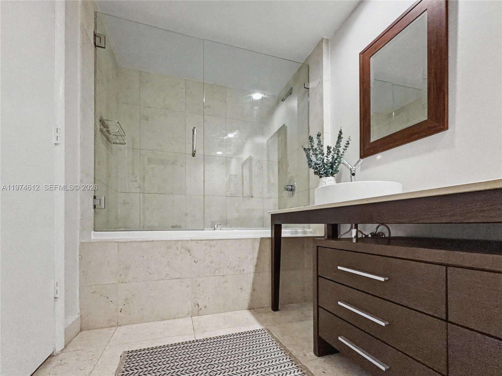 Icon Brickell 1 at 475 Brickell Ave, Miami, FL 33131 - For Rent photo 16