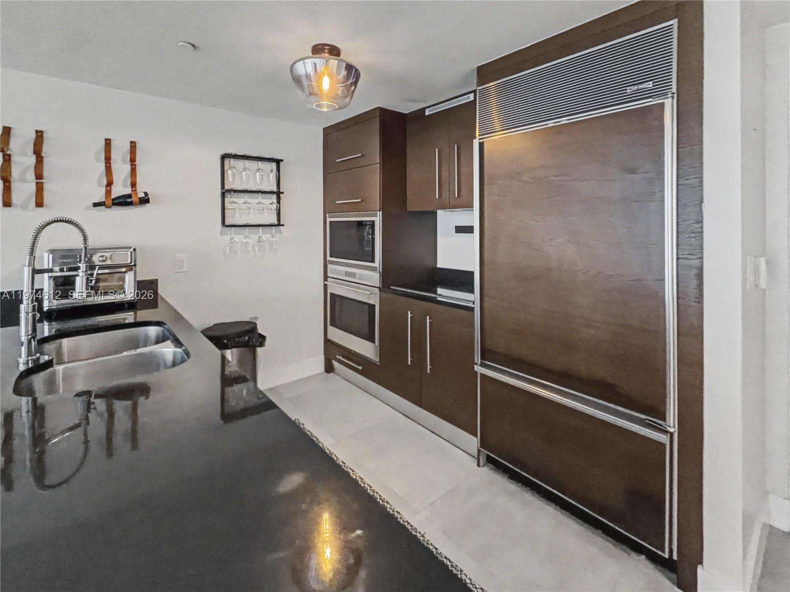 Icon Brickell 1 at 475 Brickell Ave, Miami, FL 33131 - For Rent photo 19